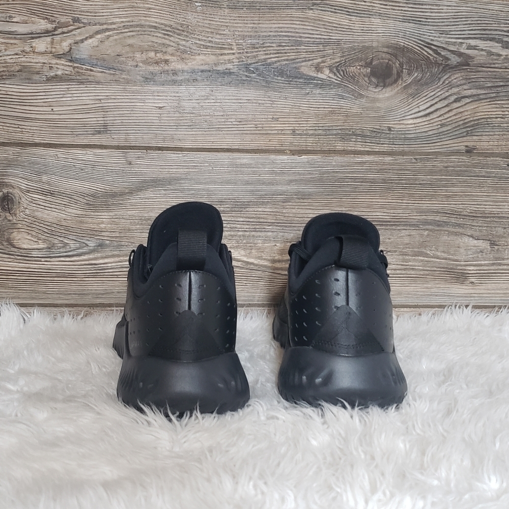 New Nike Jordan Proto Lyte Triple Black Sneakers - Picture 4 of 8